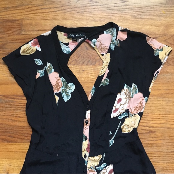 Staring at Stars Crepe Open Back Romper Size 6 - Picture 5 of 8